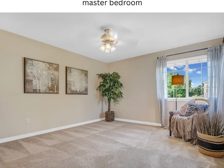 Master bedroom/photo taken before we moved in