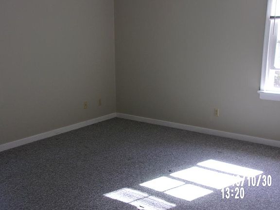 5th image of 2545 Hickory Knoll Ln