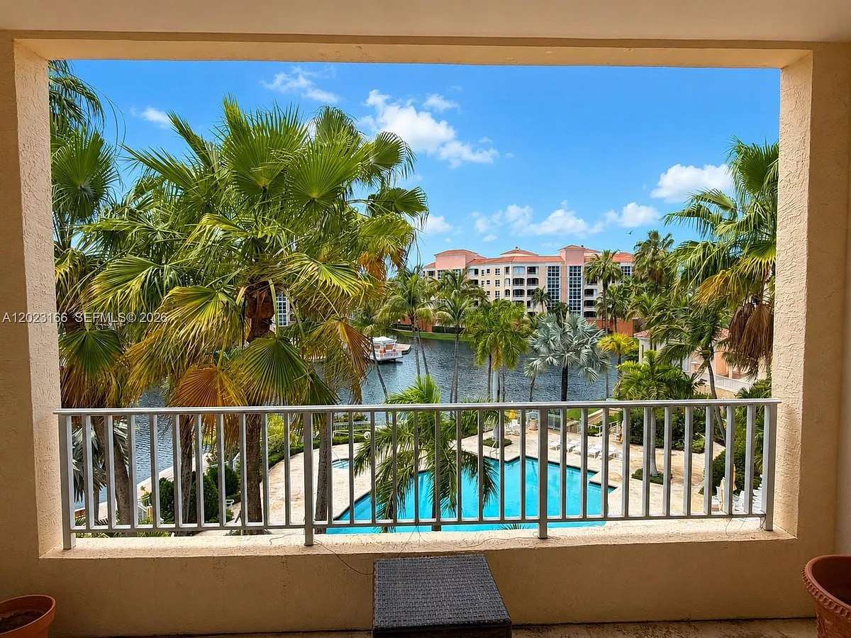 Building Photo - 711 Crandon Blvd #402