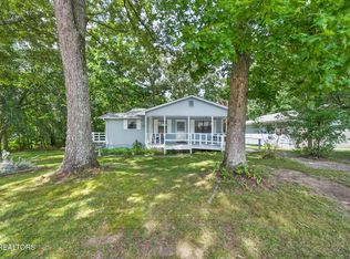 4101 Klamath Cir, Crossville, TN 38572