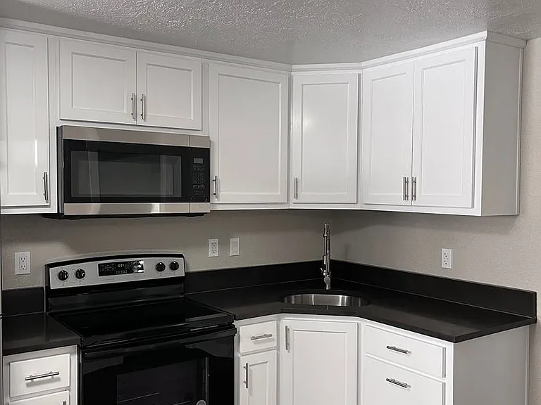 Bella Rose Apartments — Photo 13