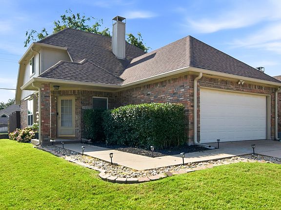 2nd image of 2069 Stillwater Pl
