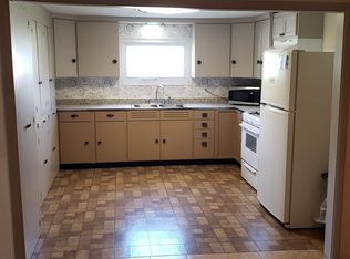 1426 21st Ave APT 3, Beaver Falls, PA 15010