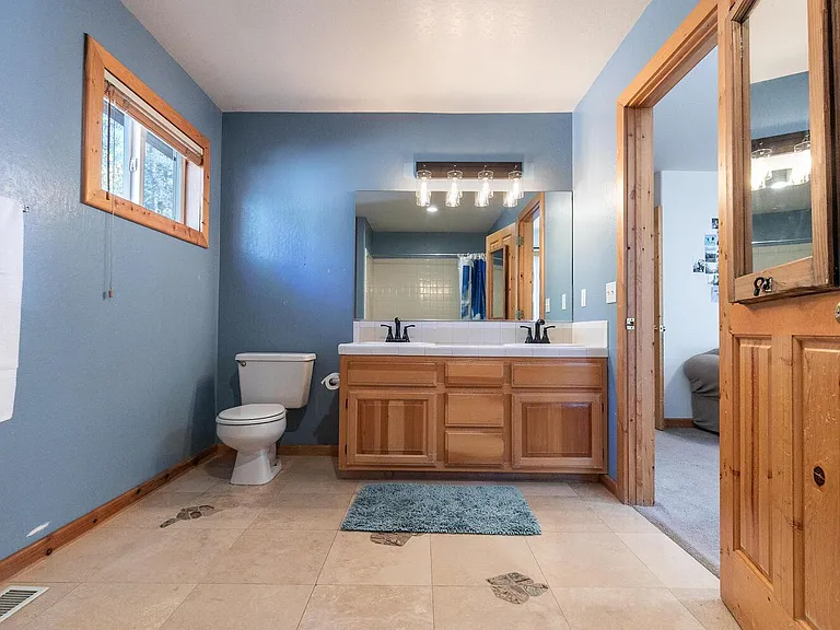 11190 Mougle Ln — Photo 15