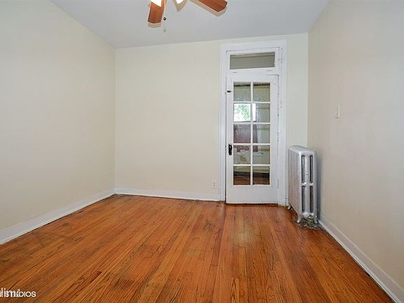 5th image of 7711 S Aberdeen St