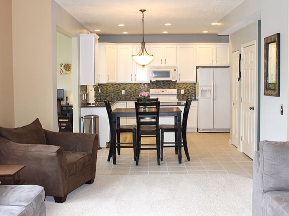 4th image of 1480 Bowling Green Dr