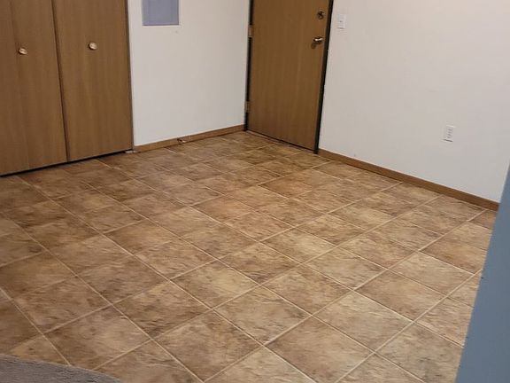 5th image of 604 8th Ave S #901-203