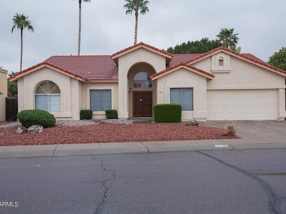 1st image of 3205 N MEADOW Drive