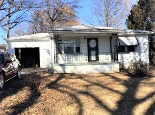3510 Yecker Ave, Kansas City, KS 66104