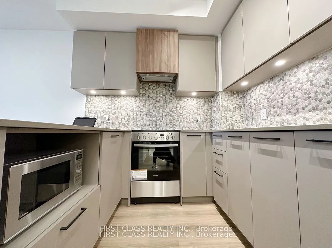 1 bed, $2,000 — Photo 4