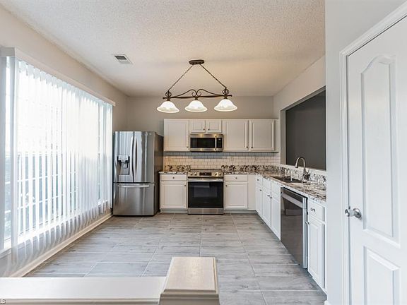 2nd image of 3989 Katherine Way