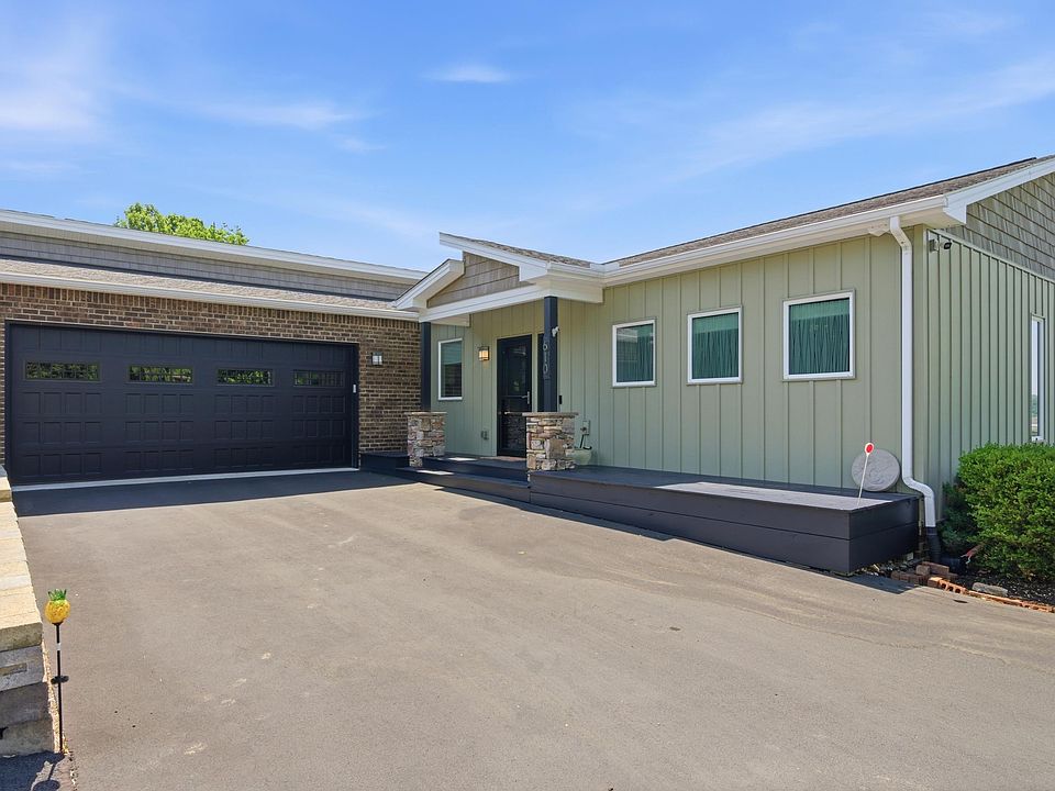 1st image of 610 Wisteria Dr