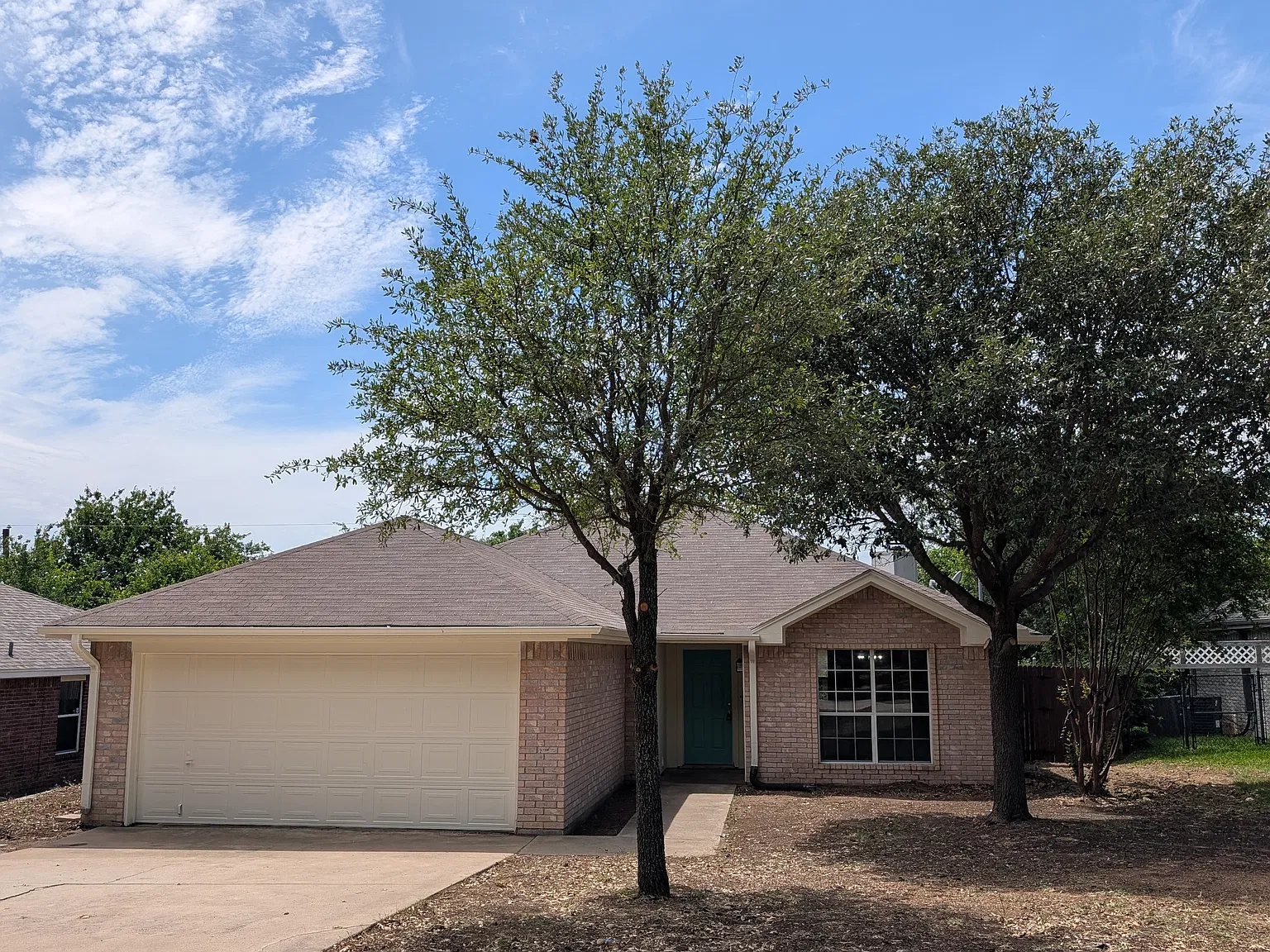 3 bed, 1492 sqft, $1,995 — Photo 1