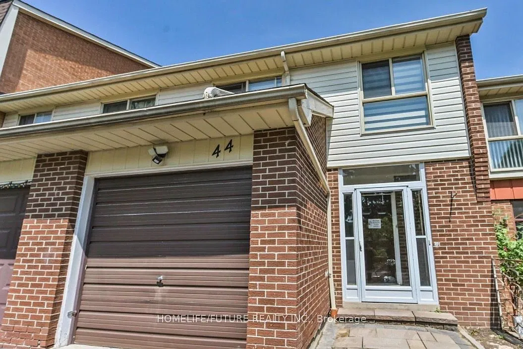 5 bed, $3,595 — Photo 1