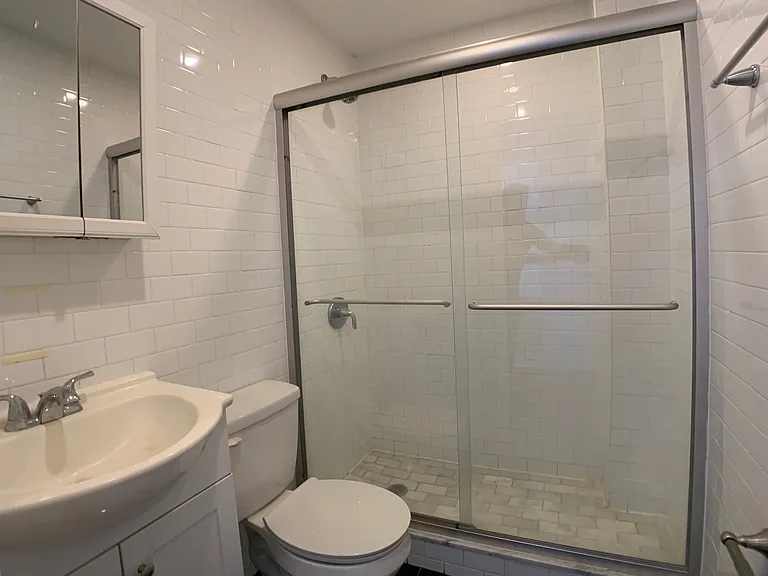 835 3rd Ave #3F — Photo 9