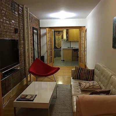 Rented by Ready Group | media 11