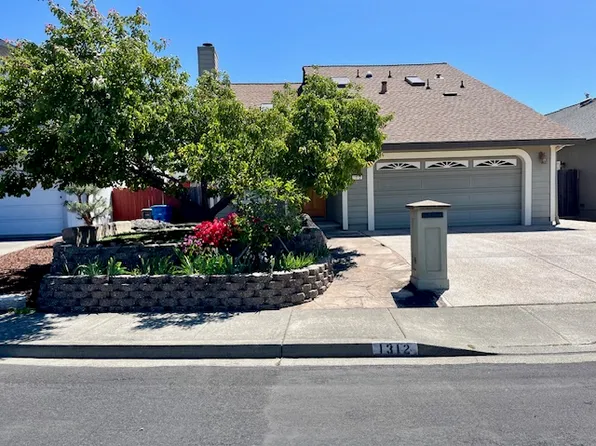 1312 Milton Pl, Rohnert Park, CA 94928