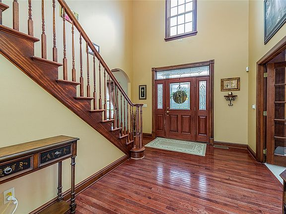 4th image of 112 Windwood Heights Dr
