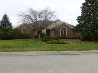 525 Berkeley Dr, Morristown, TN 37814