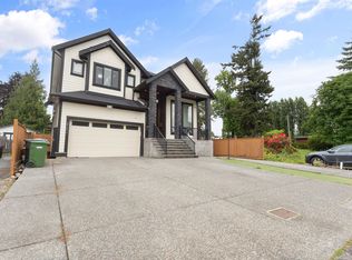 33827 Mayfair Ave, Abbotsford, BC V2S 1P7
