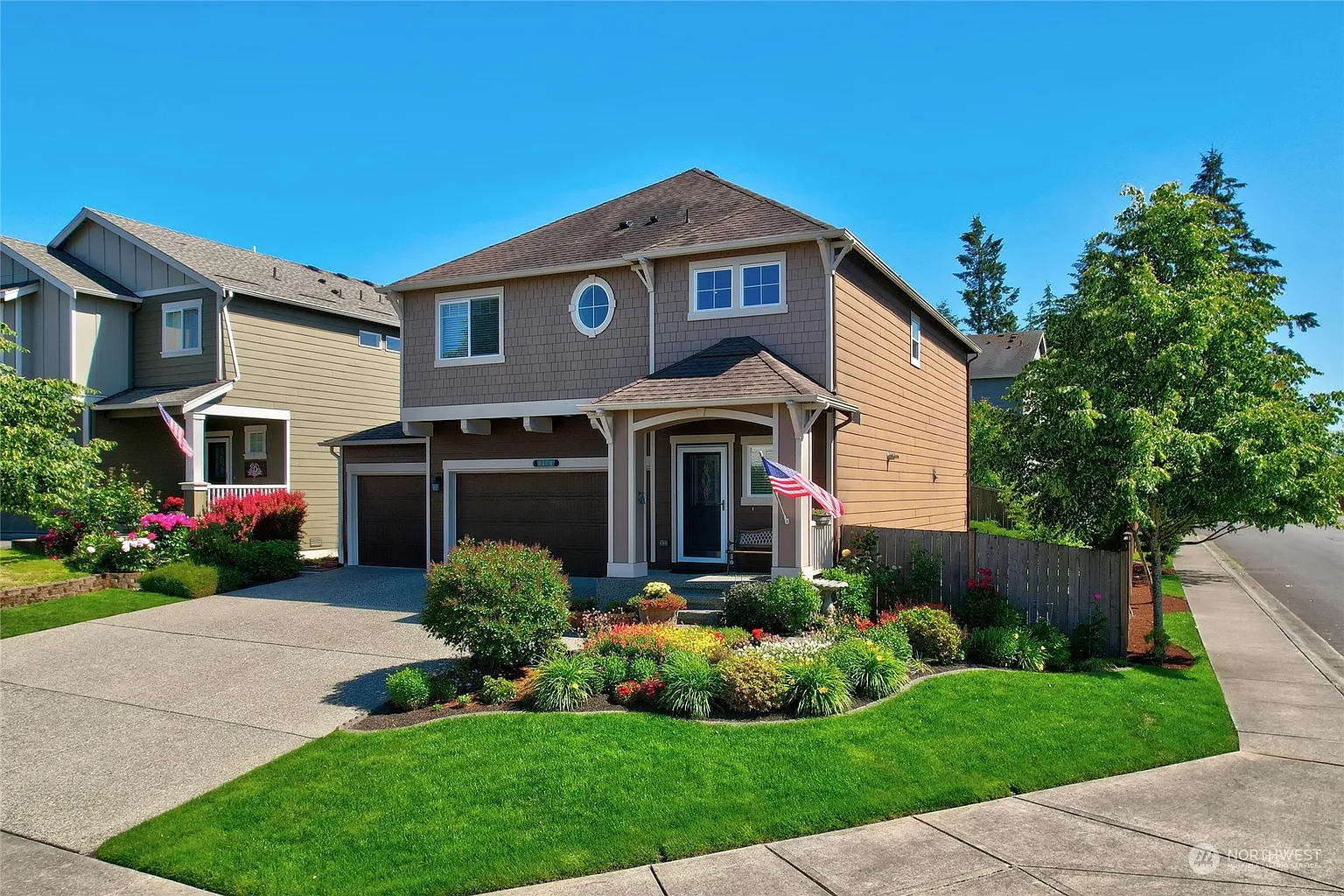 2404 195th Street E photo 1