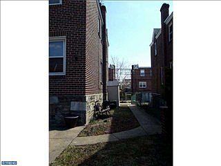 3rd image of 7029 Lynford St