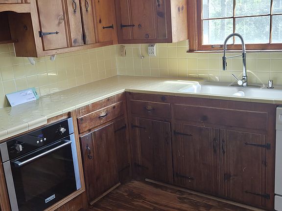 3rd image of 2523 Woodberry Dr