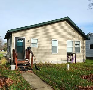 1124 10th St, International Falls, MN, 56649