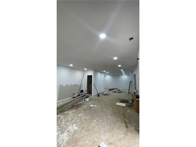 Building Photo - 128 Kings Hwy