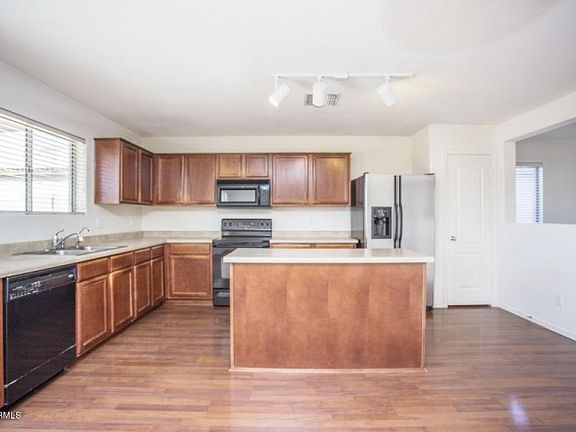 5th image of 7358 S Sunset Way