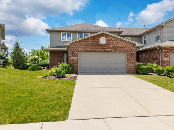 19830 Mulroy Cir, Tinley Park, IL 60487