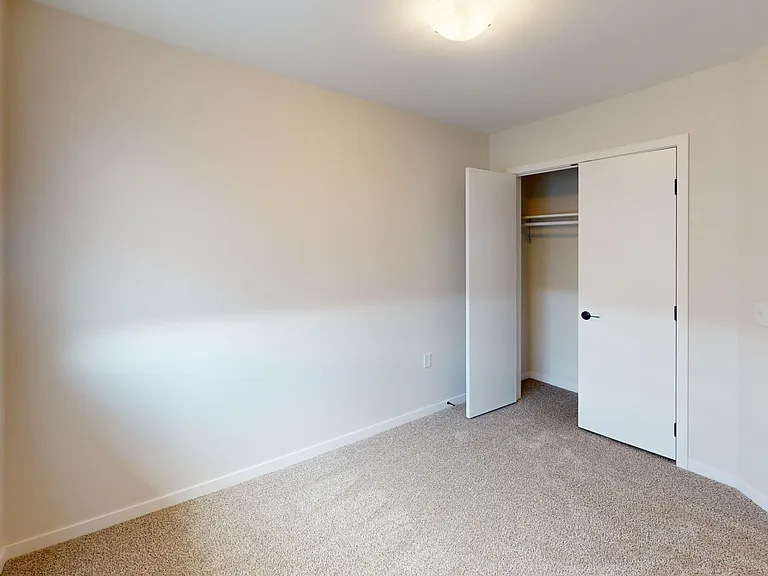 Pinnacle Townhomes — Photo 42