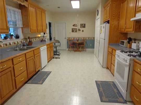 5th image of 12315 Rollingwood Ct