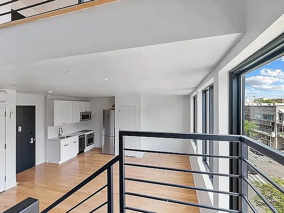 4th image of 2903 Frederick Douglass Blvd #6E