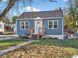 6251 S 41st Ave, Omaha, NE 68107