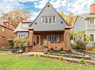 3031 Euclid Heights Blvd, Cleveland Heights, OH