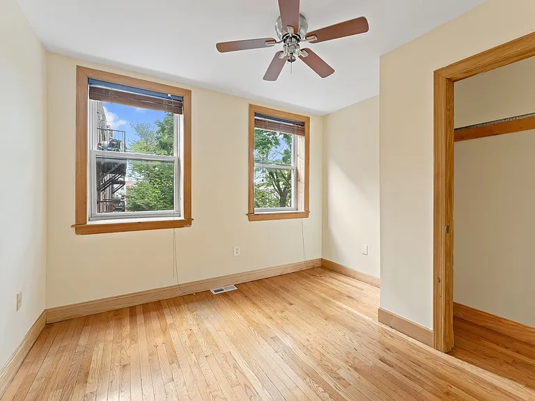 6231 W Jefferson St — Photo 12
