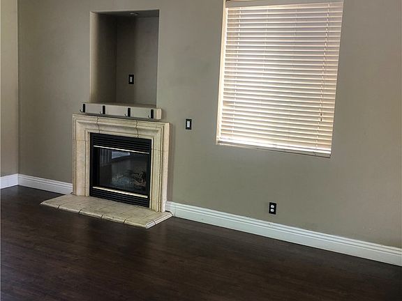3rd image of 31368 Castaic Oaks Ln