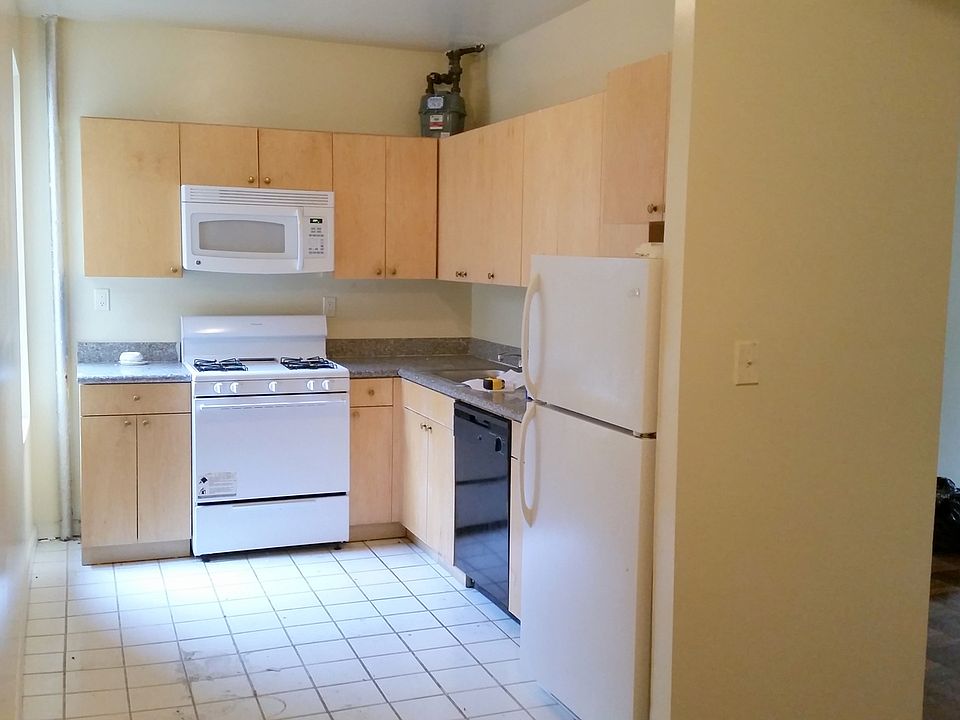 2nd image of 700 W 176th St APT 5H