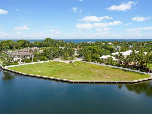 1 Leucadendra Dr, Miami, FL 33156