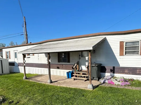 211 Bordic Rd, Reading, PA 19606