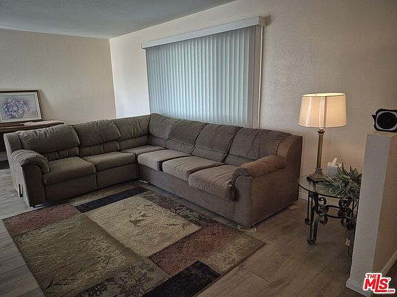 2nd image of 15198 Temecula Rd