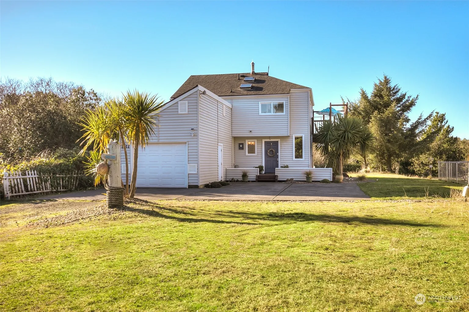 181 Sand Dune Avenue NW photo 1