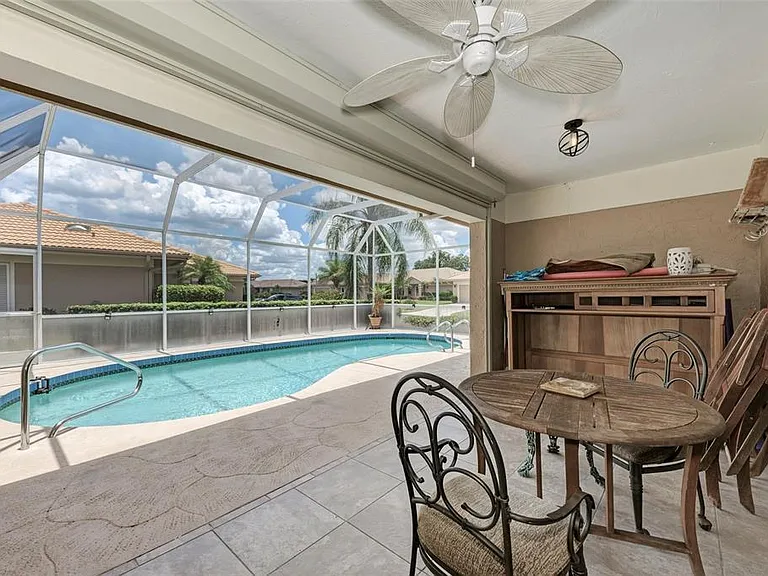 3126 Meadow Run Dr — Photo 35