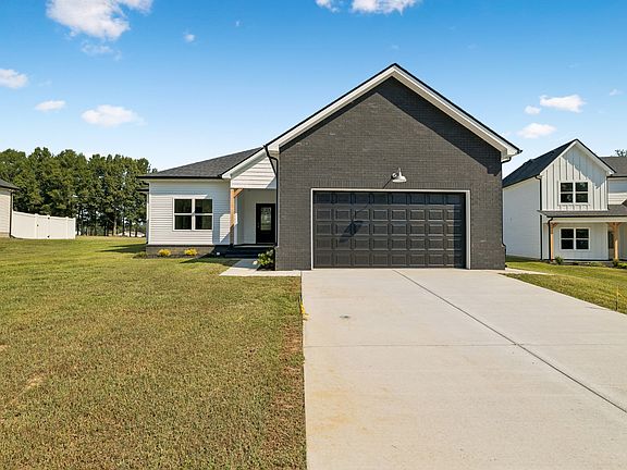 3rd image of 194 Vickers Rd Lot 6