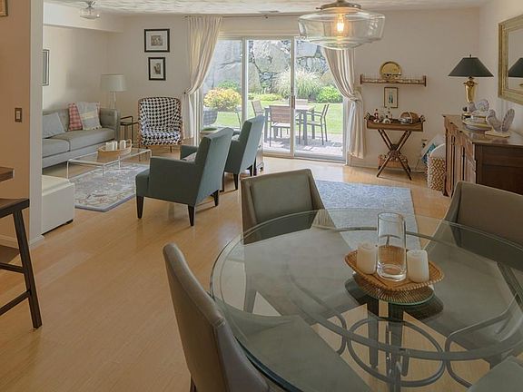 5th image of 2 Indian Hill Ln #406