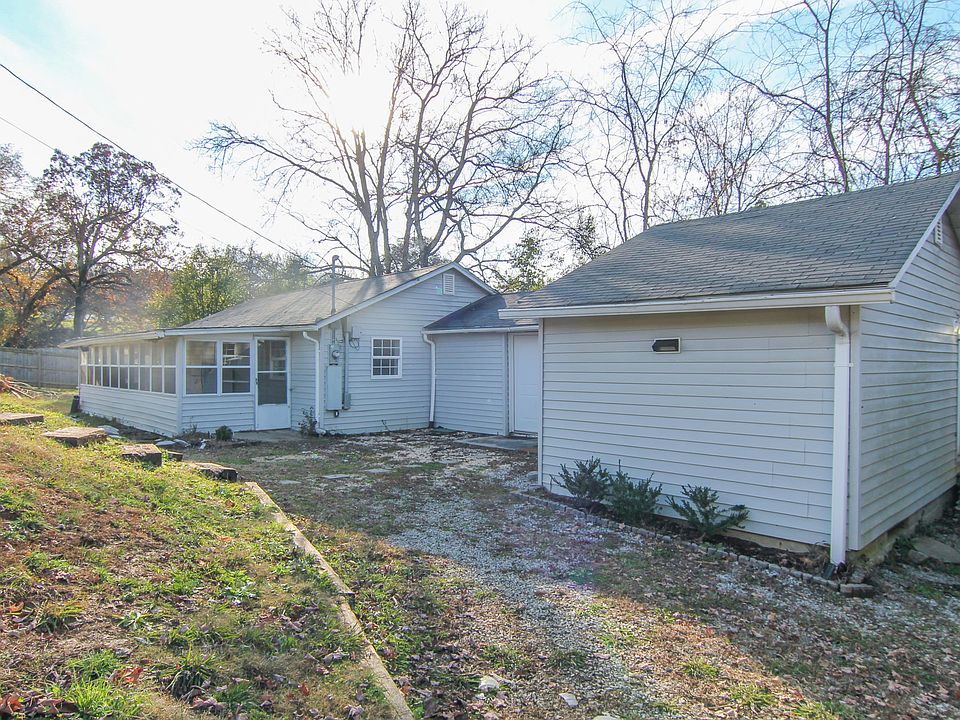 1st image of 3015 Maryville Pike