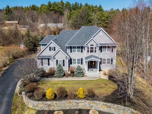 32 OLIVE MEADOW Lane, Dover, NH 03820
