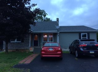7 & 11 Lilac Ln, Milroy, PA 17063