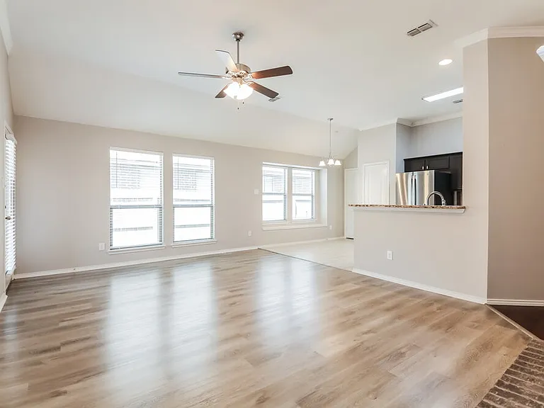 507 Trailblazer Rd — Photo 5